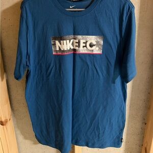 Nike Men’s FC Short Sleeve Tee Large